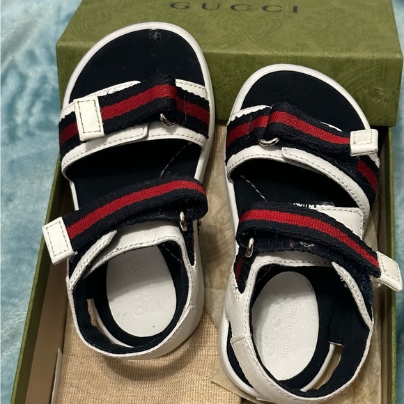 Gucci sandal - Picture 2 of 6